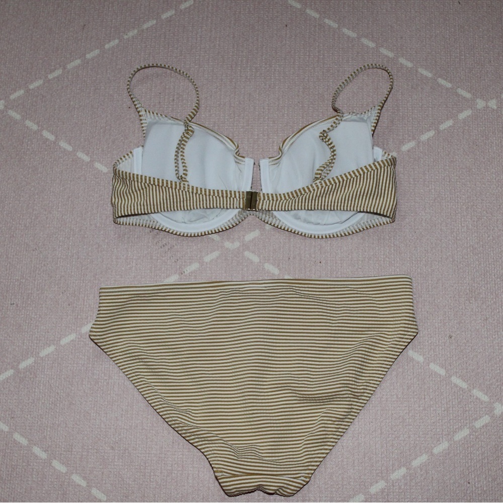 Sunseeker Women’s Stripped Bikini Bathing Suit Summer Size 10 - Picture 2 of 8